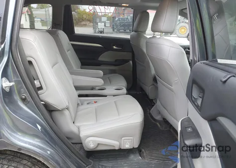 2019 Toyota Highlander Xle из США, поврежденный, VIN 5TDJZRFHXKS739145